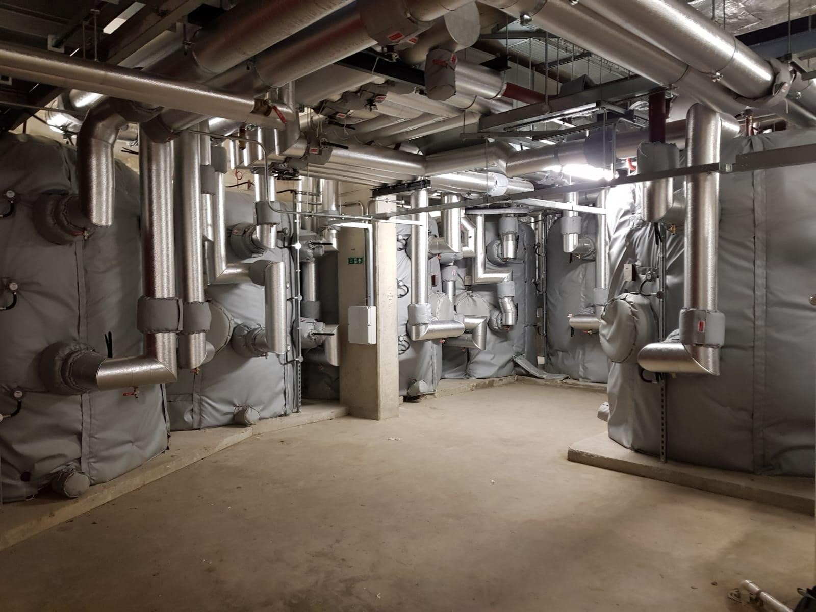 Thermal insulation jackets / blankets AIS